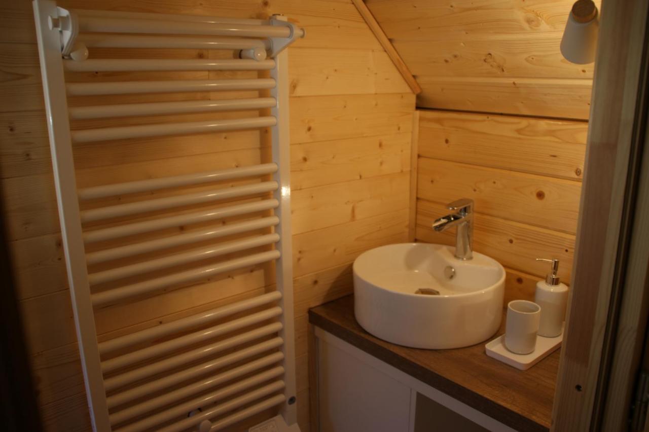 Les Cabanes Du Grand Nord Pradines  Exterior foto